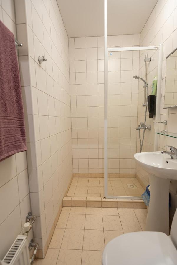 Aiakeskuse Hostel 라크베레 외부 사진